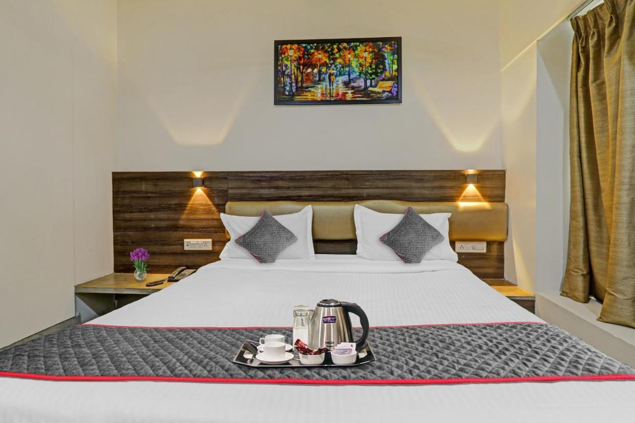 Townhouse 1150 Hotel Dayal Palace Chinhat Eksteriør billede